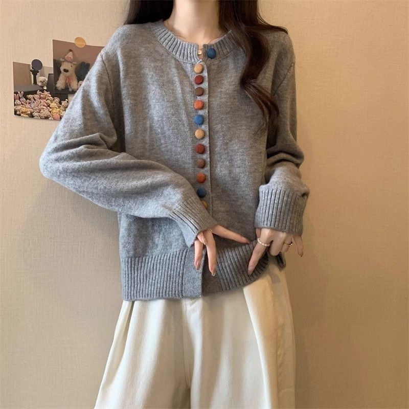 彩色纽扣圆领针织开衫女安可拉红宽松叠穿长袖春秋小香风毛衣外套|undefined
