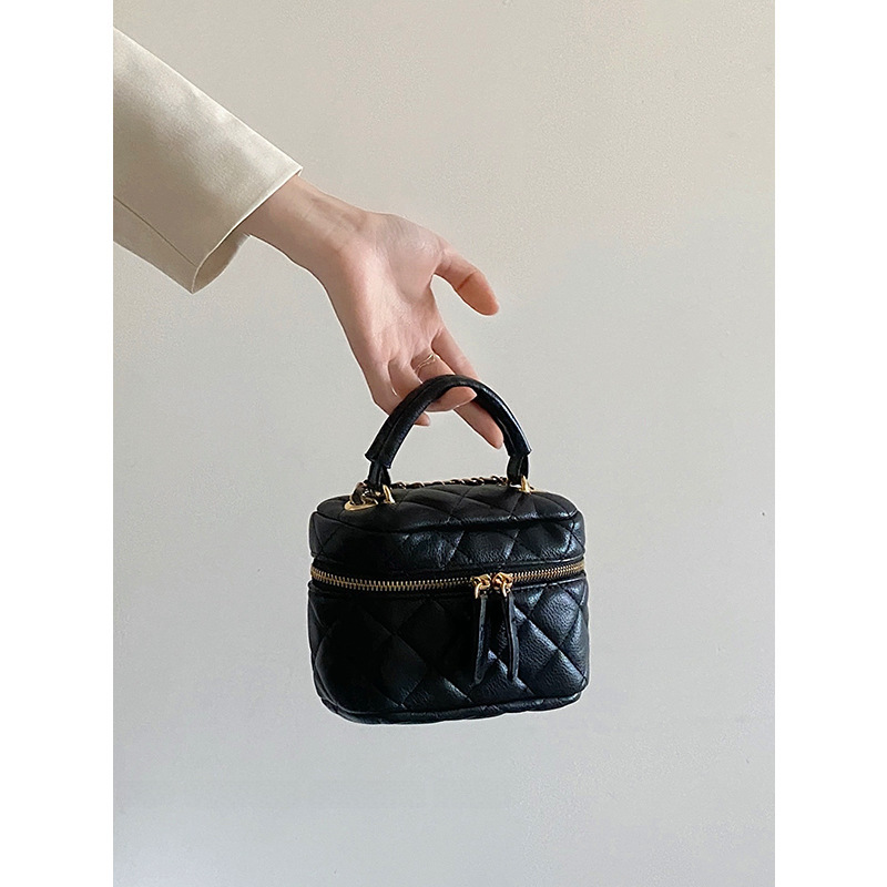 2022 Spring and Summer New Handheld Mini Bag Rhombic Style Chain Bag All-match Shoulder Crossbody Lipstick Small Bag_voghion.com