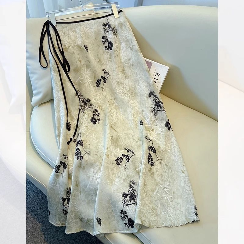 Jacquard Satin Skirt Women's Summer 2025 New Classy Slim Casual Printed Mid-Skirt Elegant Versatile Umbrella Skirt