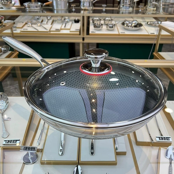 Three-layer steel wok-single-sided honeycomb screen-flat bottom