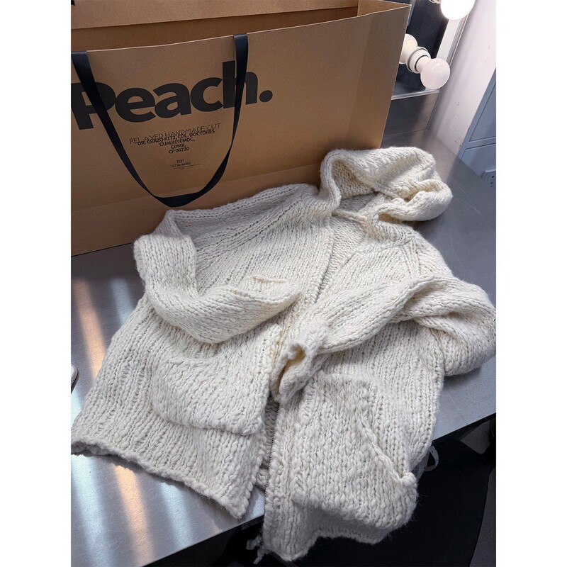 Peach-colored wool oversized special yarn chunky knit loose short hooded zip-up sweater jacket # 5612D Peach-colored wool oversized special yarn chunky knit loose short hooded zip-up sweater jacket # 5612D