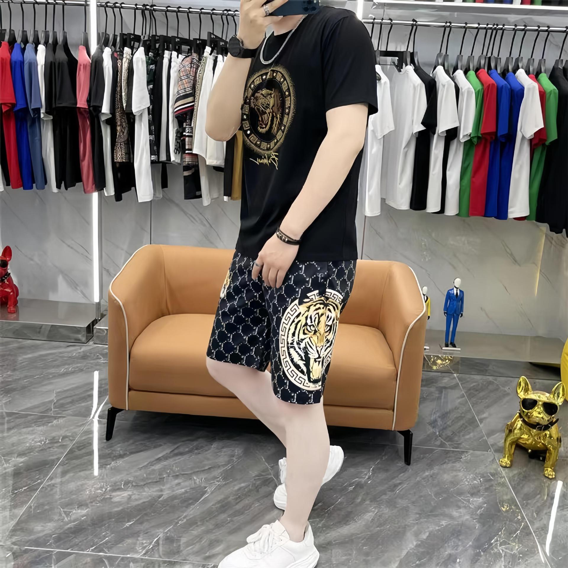 2025 Summer Fashion Brand New suit Men's Tiger Head T-shirt Short Sleeve Shorts Casual Men's Fashion Set with Handsome