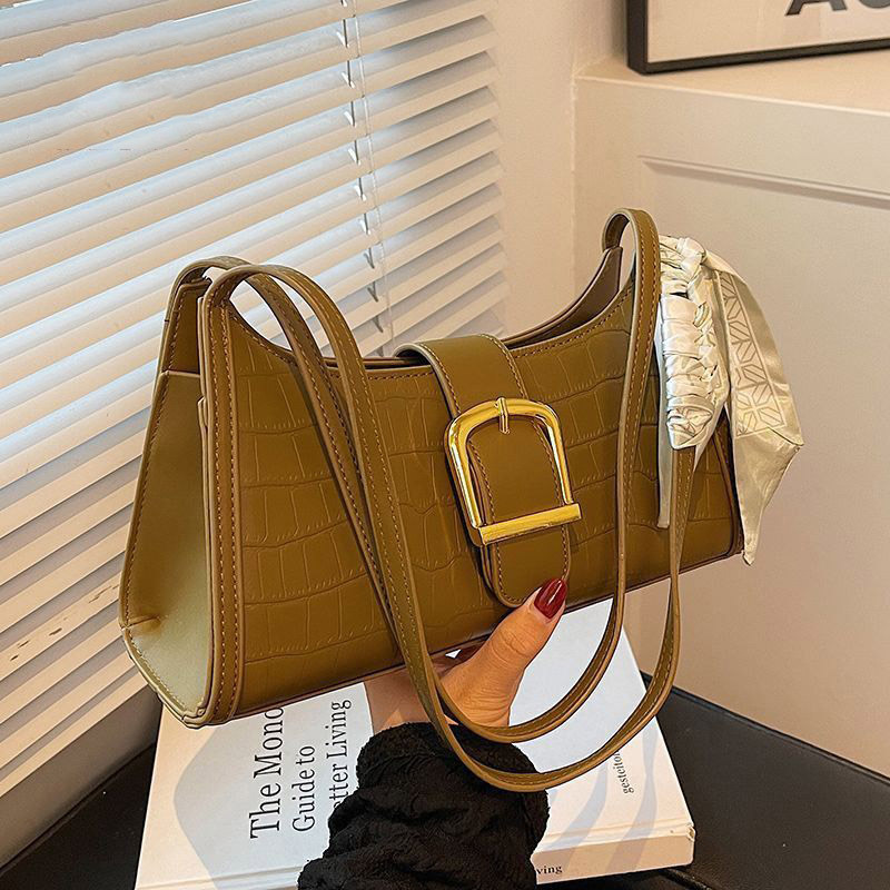 Luxury Niche Design Women's Handbag 2026 New Spring Versatile Fashion Single Shoulder Underarm Baguette Bag - Thumbnail 4
