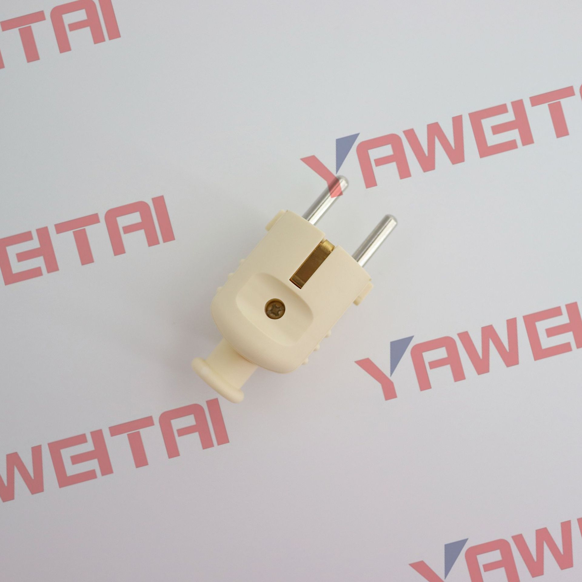 德标插头 Schuko 插头 4.8插脚 插头带接地