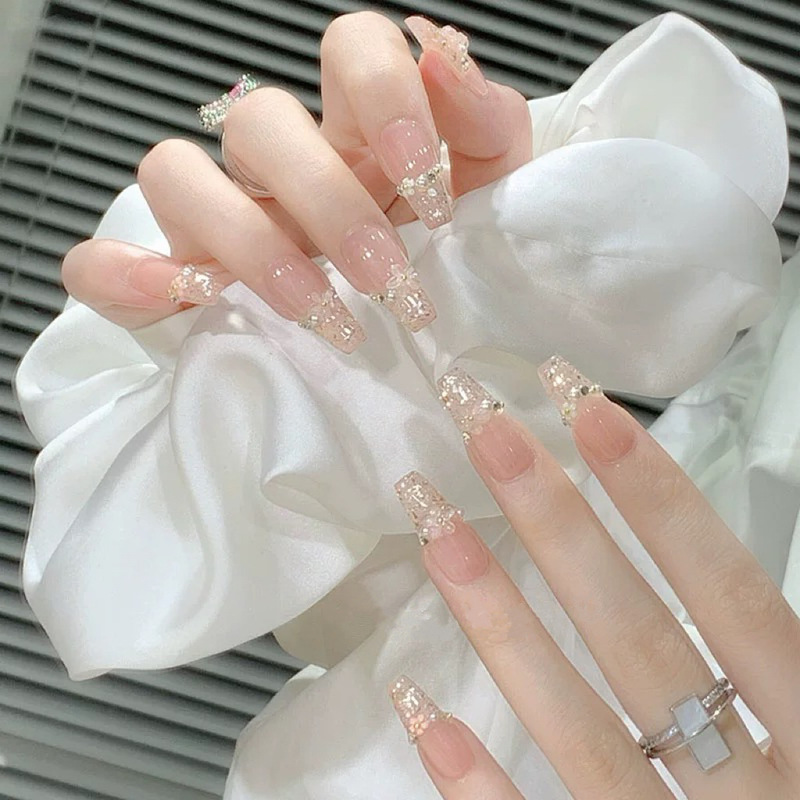 Wreath Girl Pure Hand-Wearing Armor Finished Temperament White Manicure Patch Advanced Phototherapy Ten Finger Armor Tablet Batch Wreath Girl Pure Hand-Wearing Armor Finished Temperament White Manicure Patch Advanced Phototherapy Ten Finger Armor Tablet Batch