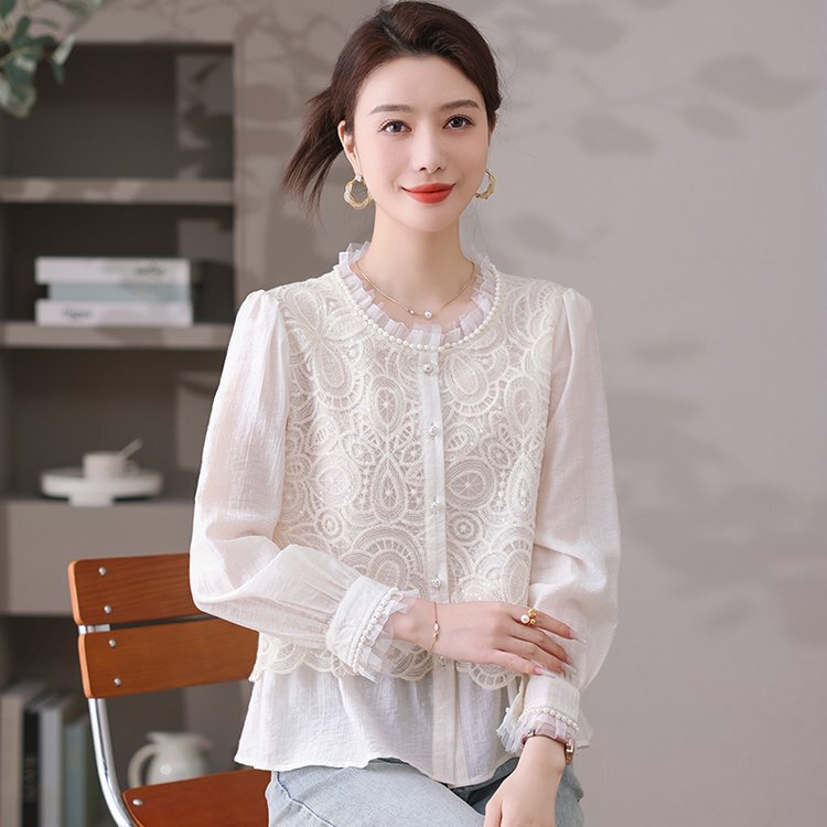 A generation of hair network red French lace stitching long sleeve shirt women 2025 spring and summer new temperament foreign style small shirt tide A generation of hair network red French lace stitching long sleeve shirt women 2025 spring and summer new temperament foreign style small shirt tide