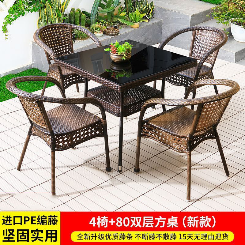 의자 4개 + 2층 사각 테이블 80개