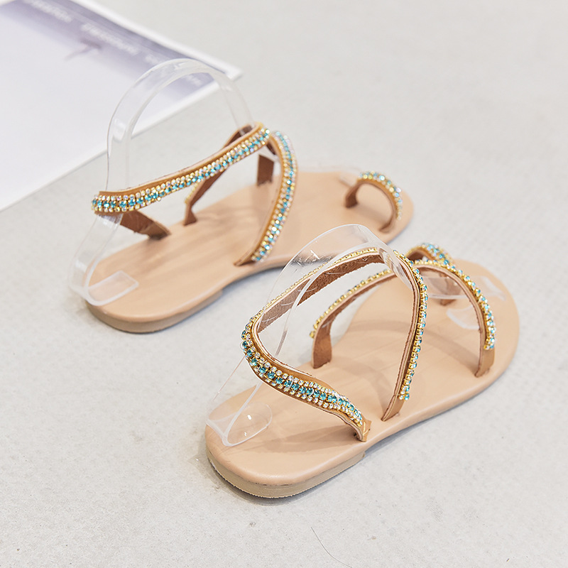 2020 European and American new flat rhinestone shoes, large-sized ins fashion sandals, flip-toe beach shoes, size 43 for export wholesale undefined