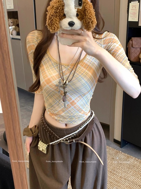 辣妹撞色格纹U领长袖T恤女秋季别到收腰修身打底衫内搭短款小上衣|undefined