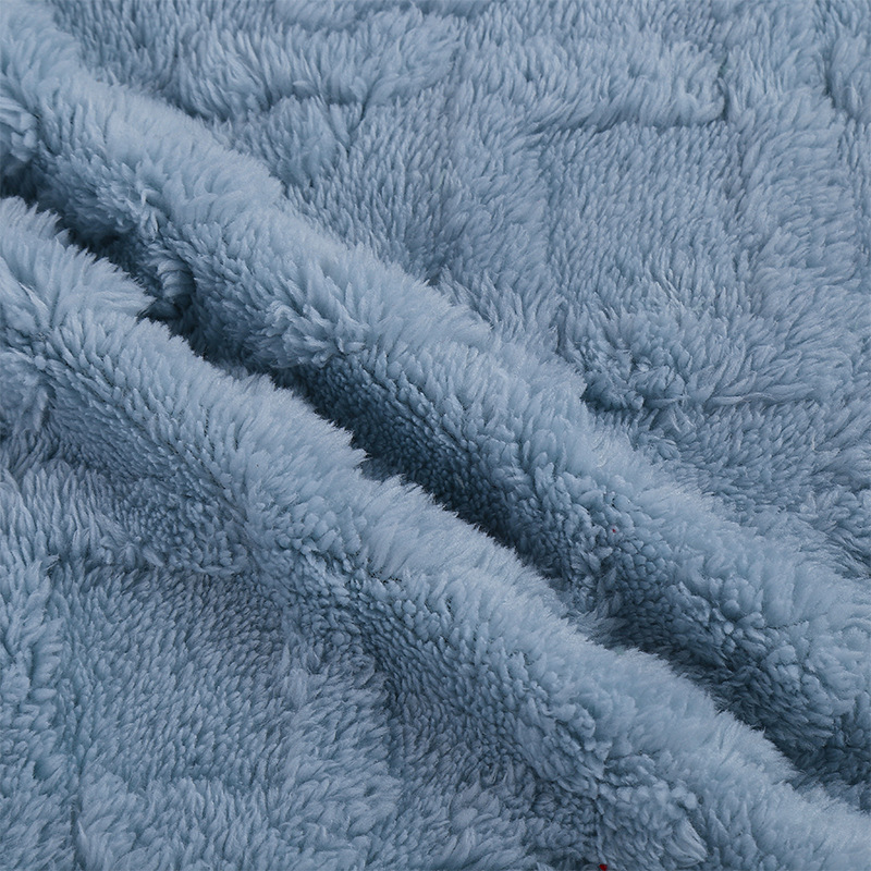 Wholesale of double-sided jacquard diamond-shaped velvet fabric, warp knitted polyester velvet fabric, double-sided comfort-cotton velvet home clothing and blanket fabric detail image 12
