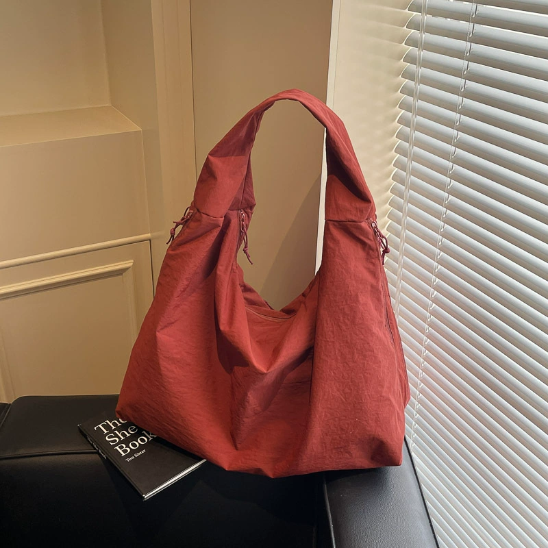 Модная женская сумка-тоут из нейлона большой вместимости для путешествий, новинка 2026 года, в повседневном стиле