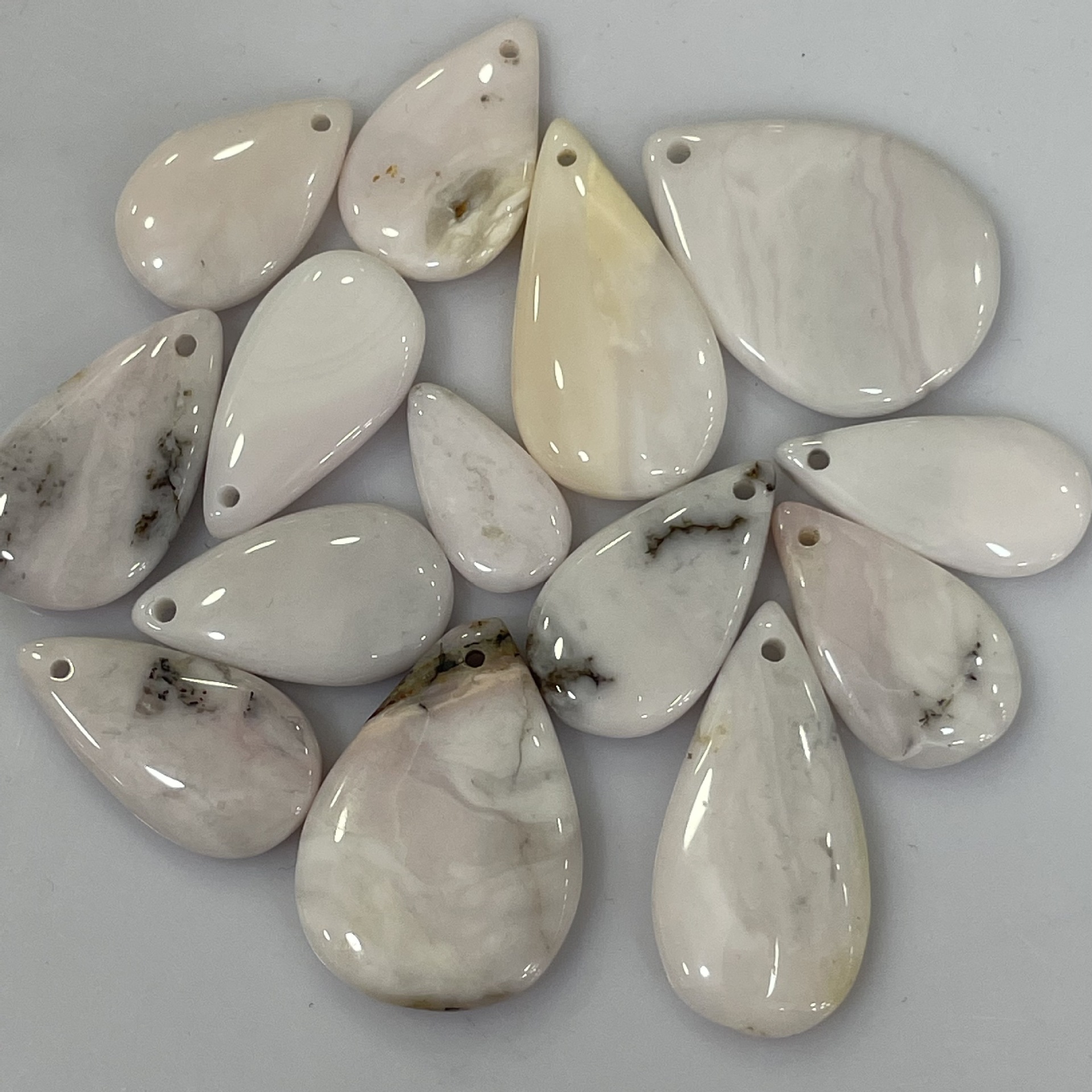Organic pendant drop-shaped