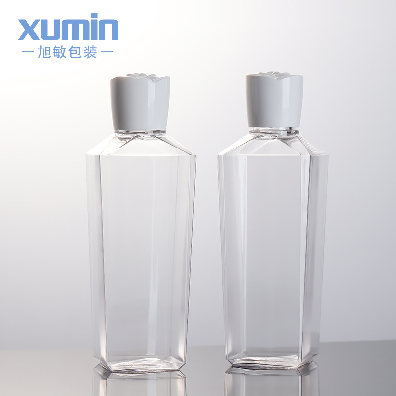 Xumin embalaje 250ml botella de tóner transparente cuadrado Rosa Blanca tapa giratoria botella de rocío puro PETG removedor de maquillaje botella de agua