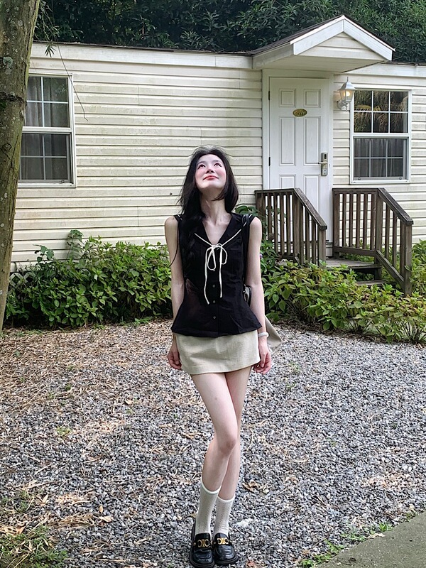 Contrast Color Lace-Up Navy Collar Camisole Women's Summer 2025 New Waist Slimming Versatile Elegant Age-Reducing Top