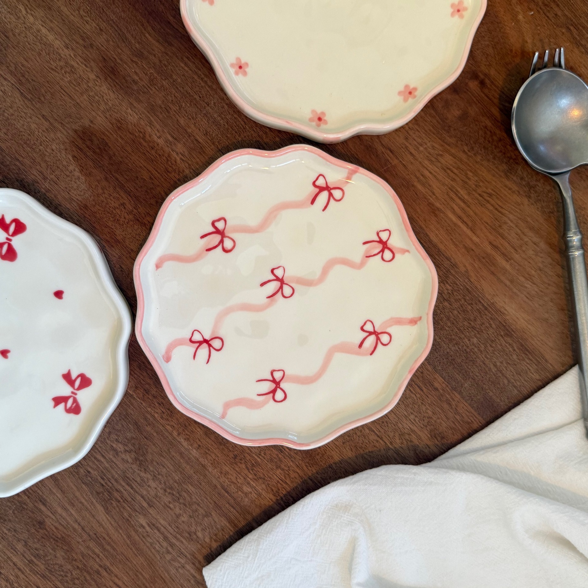 Navidad francesa retro pinza de mano pura pintada a mano taza de café de cerámica plato de alto valor plato de postre de té de la tarde