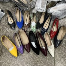 Stock���Q��aŮƽ��Ь���β؛��}Big size women's flat shoes