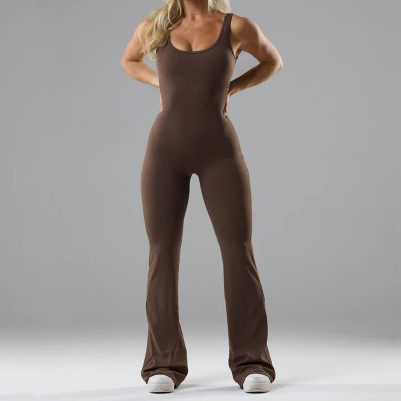 Mono de yoga ajustado de moda para comercio exterior transfronterizo 2026, estilo deportivo sin costuras con aberturas, casual, de cintura alta para mujer