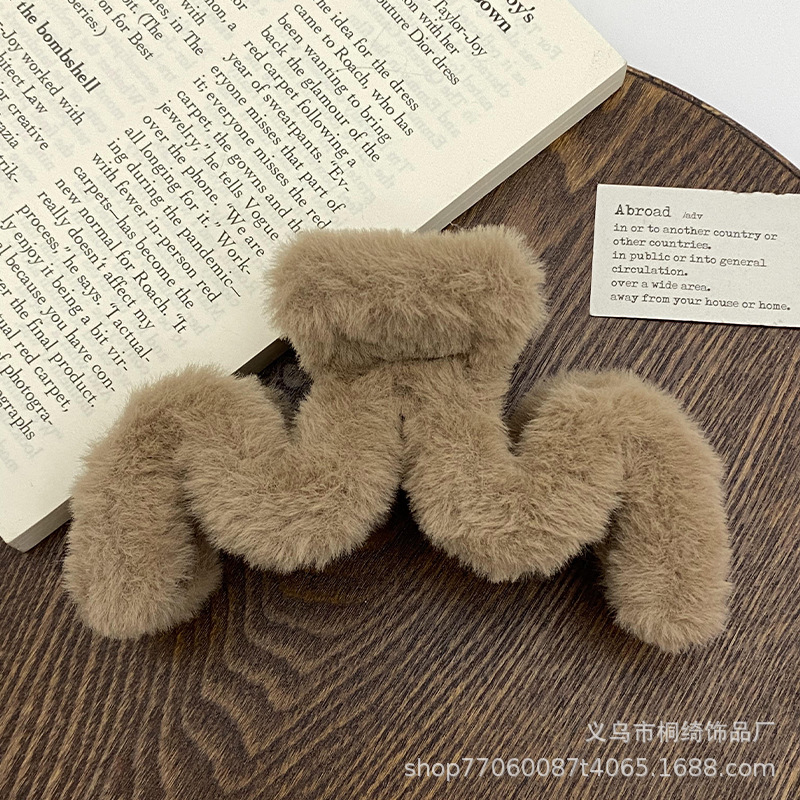 Gran clip de tiburón para el cabello, agarre fuerte, estilo simple y elegante, accesorio trasero para mujeres, proveedor directo de Yiwu