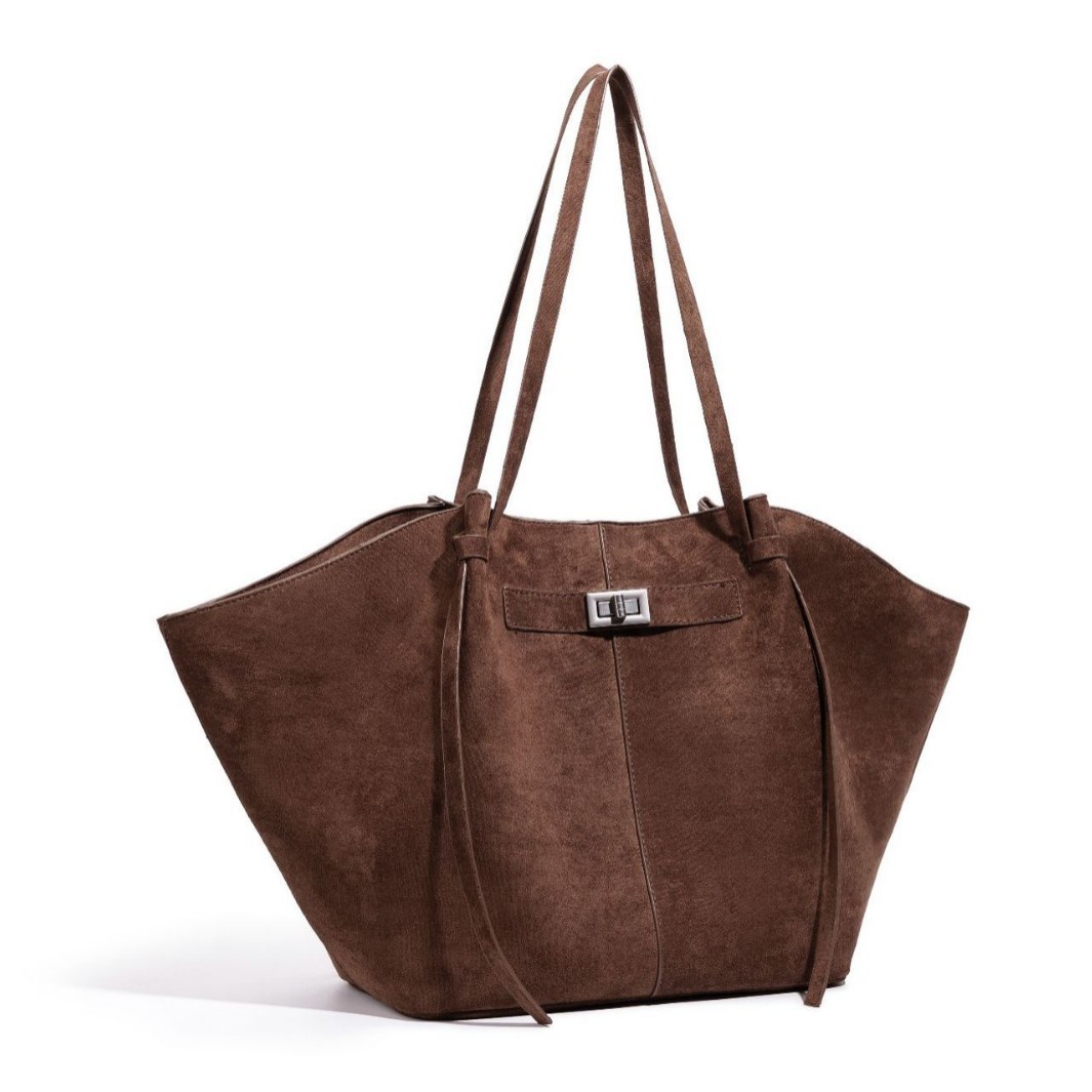 Lightweight And Large Capacity 2025 New Hot Selling European And American Retro Style Shoulder Crossbody Bag Versatile Light Luxury Style Handbag_voghion.com