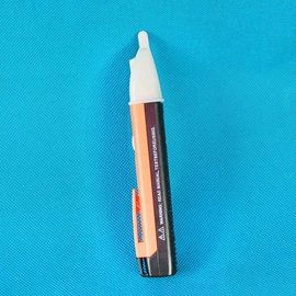 万用表;测电笔;其他电工仪器