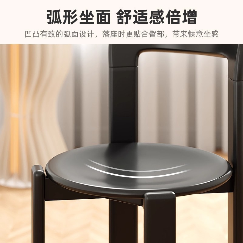Diseñador de sillas de color medieval mesa de comedor red respaldada silla de comedor se puede apilar silla de comedor de madera sólida doméstica pequeña
