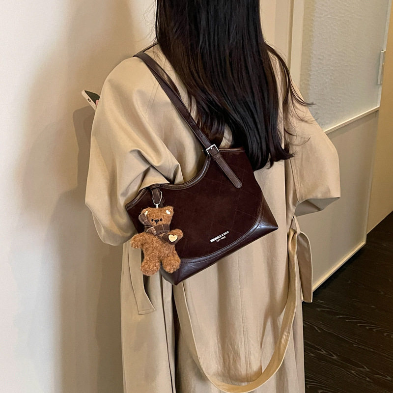 Túi tote nữ cỡ lớn dáng shopping, đeo vai và kẹp nách, chất liệu PU mềm, phong cách hiện đại — Màu cà phê Không có mặt dây chuyền, Màu nâu không có mặt dây chuyền, Rượu đỏ không có mặt dây chuyền, Đen không có mặt dây chuyền chi tiết 29