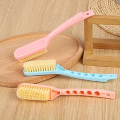 長い柄の靴のブラシは掛け式の家庭用プラスチックの靴のブラシを洗うことができます。