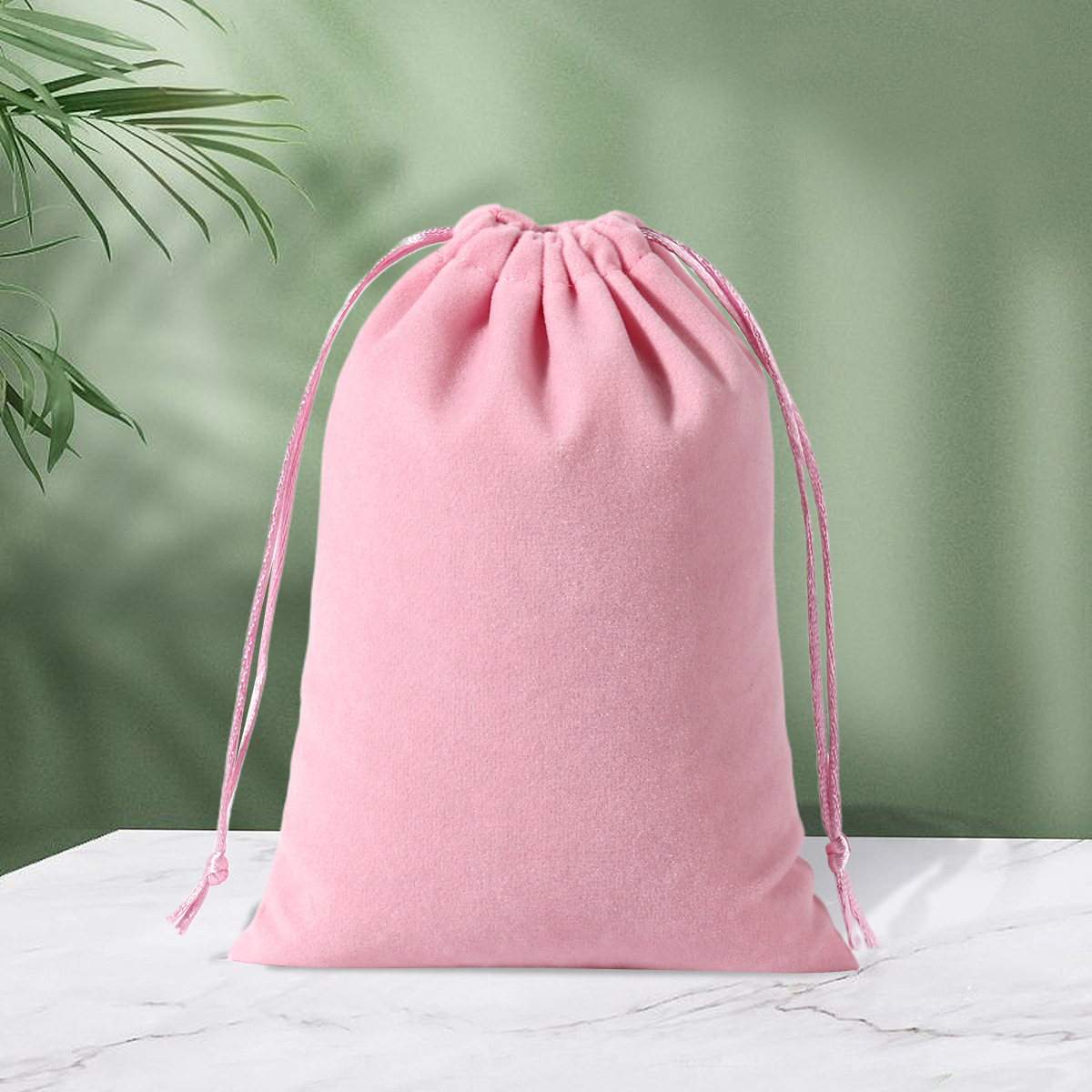 Bolsa de franela con cordón, auriculares, bolsa de embalaje de joyería, bolsa de tela de almacenamiento de joyería, bolsillo con cordón de franela negra al por mayor