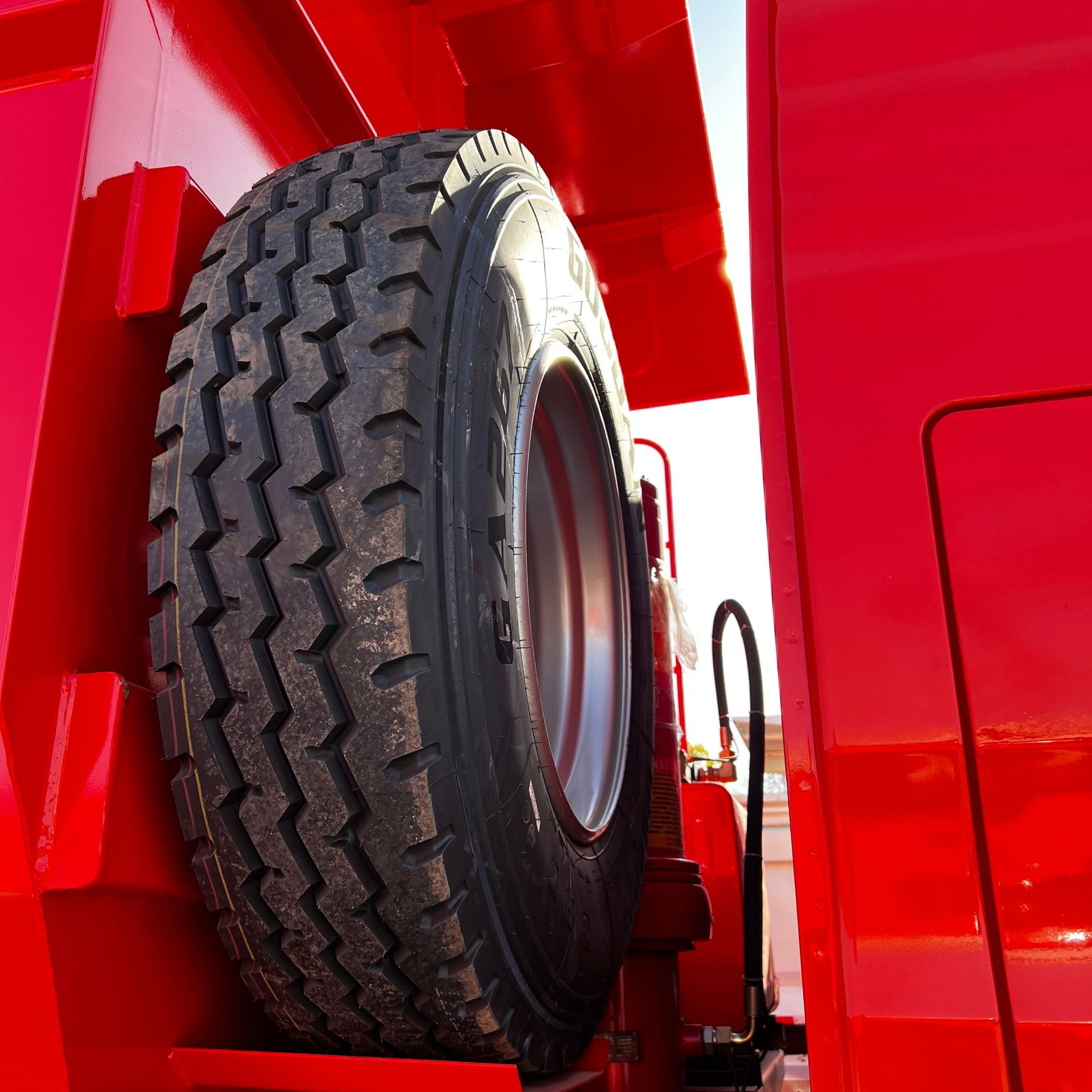China Heavy Duty Truck Group Howo Tx Dump Truck for Export, Overseas Sales of Tractor Trucks, Trailers, Heavy-Duty Trucks
