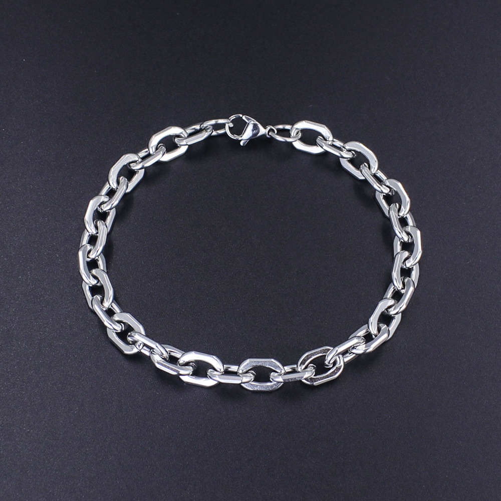 Hammered Cross Octagonal Cuban Link Chain Bracelet For Men_voghion.com