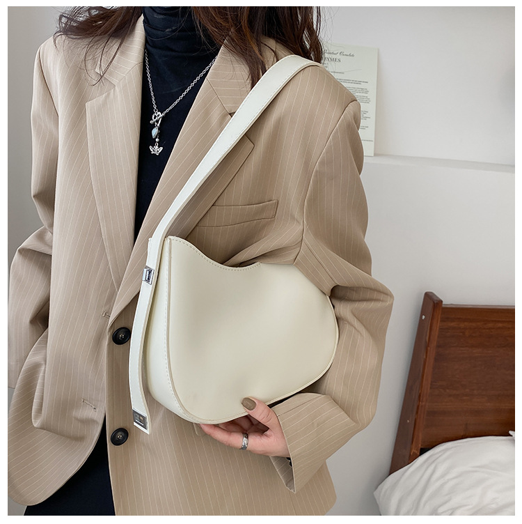 Teksturerede tasker til kvinder 2024 ny efterårsstil moderigtig enkelt skulder armhule taske enkelt skulder crossbody tekstureret bucket taske_voghion.com