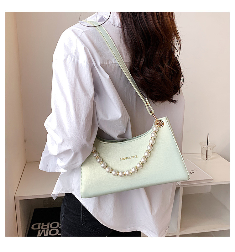 Fashion Large Pearl Handle One-shoulder Underarm Bag display picture 6