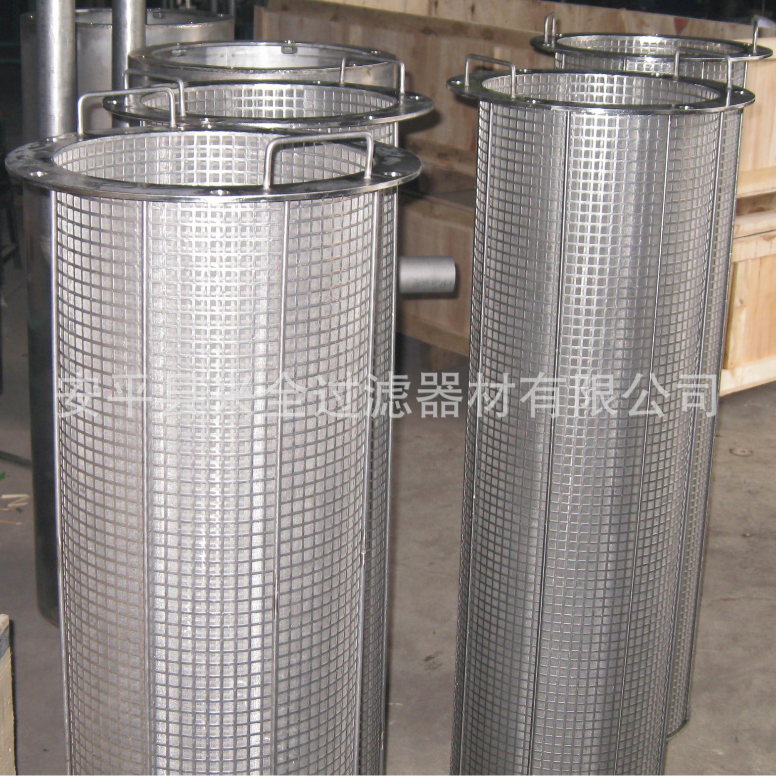 厂家生产各种过滤器不锈钢过滤滤芯精密滤芯波折滤芯滤筒