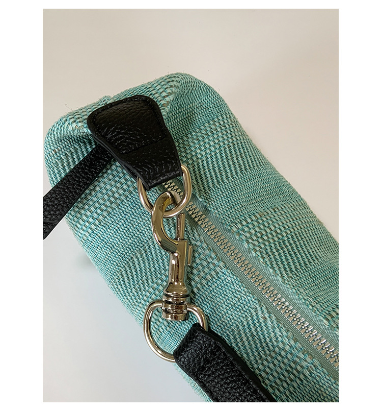 A simple, versatile, fashionable and trendy solid-color underarm bag for women, a new summer 2025 stylish and casual woven single-shoulder crossbody bag undefined