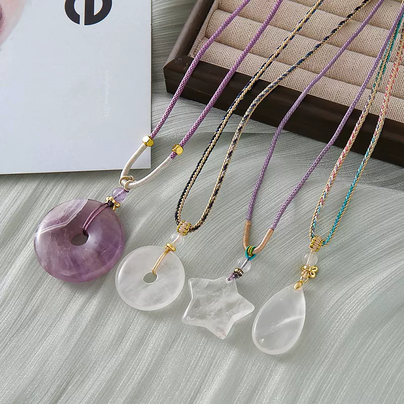 精编天然玉髓项链毛衣链新中式天然石项链抽拉可调节锁骨链网红款