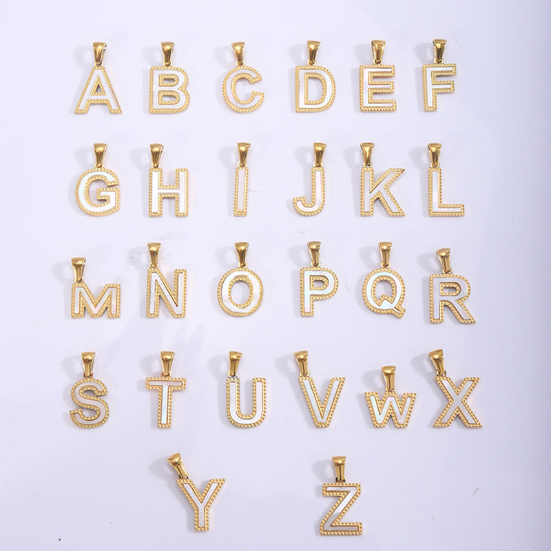 Nuevo caliente 26 letras inglesas collar pulsera colgante de acero titanio personalidad letras goteando accesorios colgante