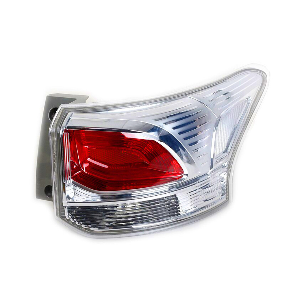 Aplicable a Mitsubishi 13 / 14 / 15 año Outlander semieconjunto de luz trasera, caja de luz de marcha atrás, cubierta de luz de freno izquierda y derecha