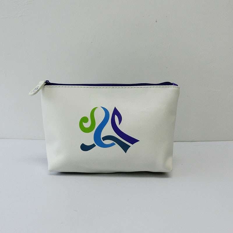 ��óPU��ɫƤ������ϴ������ˮ��ױ��Ůʿʱ�����ð�