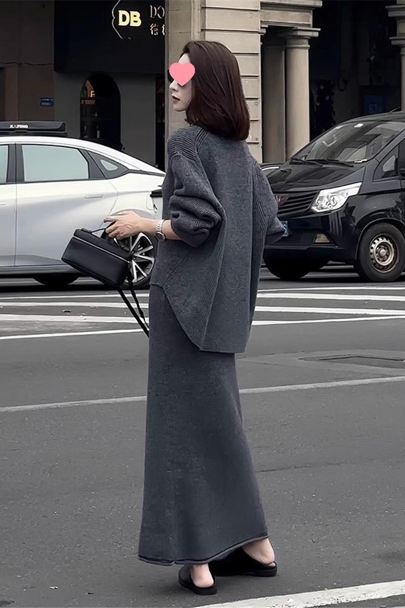 感老钱风绝美灰色坑条前短后长毛衣鱼尾半裙两件套女秋季