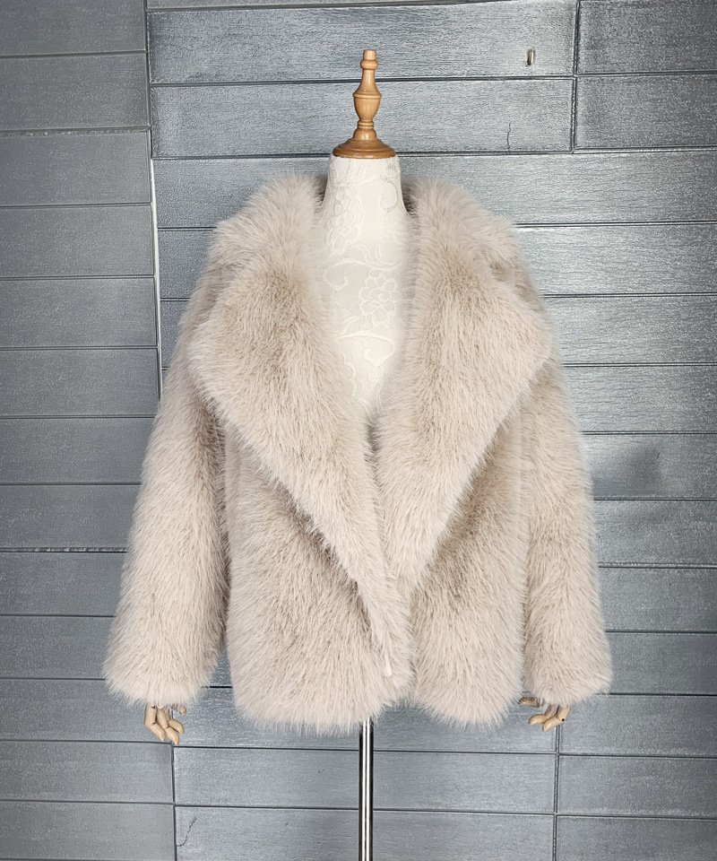 Dames imitatiebont jas met reverskraag halflang wintermodel_voghion.com
