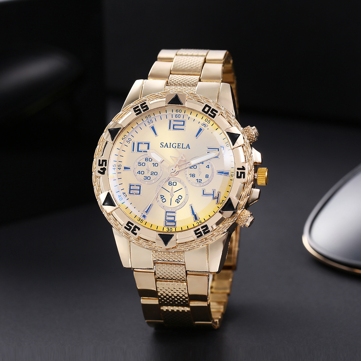fashionable glossy steel belt