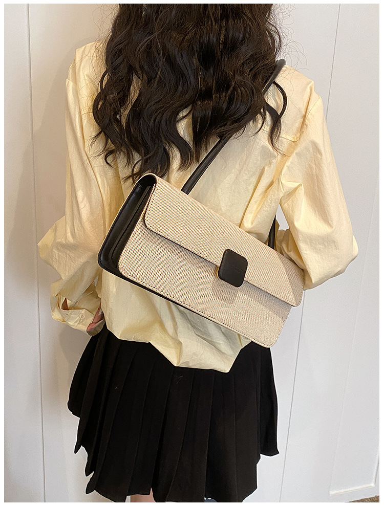 Women's Medium Pu Leather Solid Color Streetwear Lock Clasp Baguette Bag Shoulder Bag display picture 12