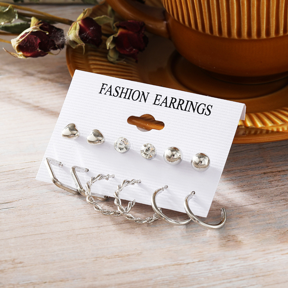 European And American Simple Earrings Alloy 6 Pairs Pearl Earrings Set Creative Ins Style Geometric Earrings display picture 3