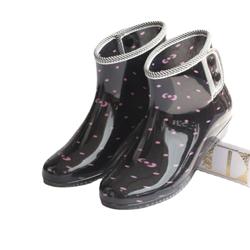 Fashionable rain boots for women, garden rain boots, short tube, plus velvet overshoes, water shoes, rubber shoes, rain or shine water boots