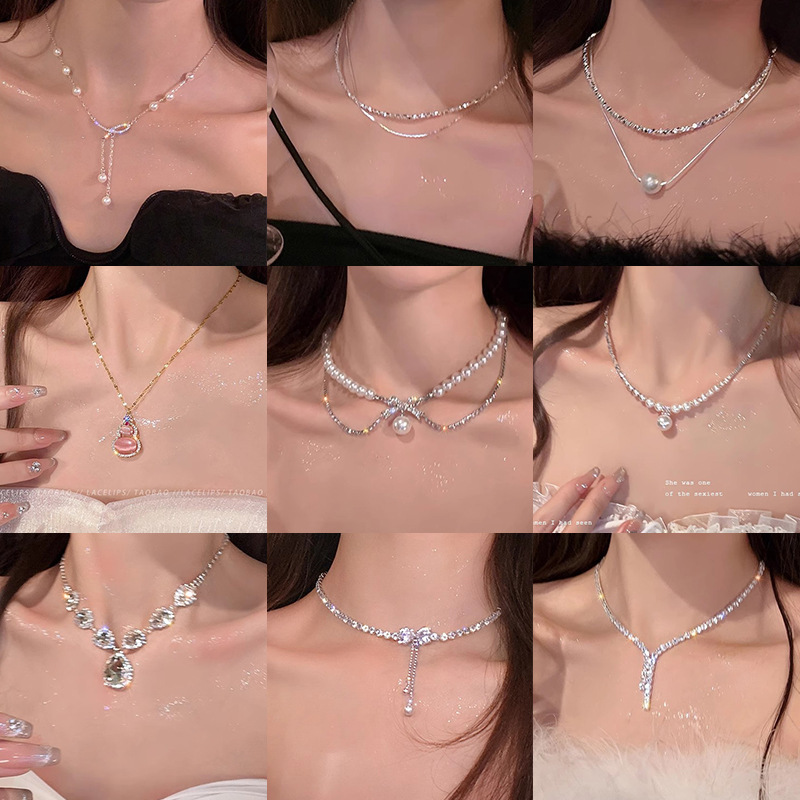 French retro rose pendant pearl necklace for women light luxury niche design sense advanced clavicle chain sweater chain fashion
