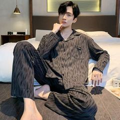 2024秋の男性青中高齢者ファッション韓国版スーツ長袖カーディガンパジャマカジュアルホームウェア卸売り