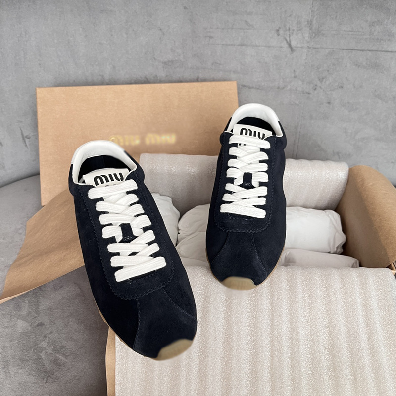 New Genuine Leather Suede Retro Distressed Forrest Gump Shoes, Lightweight and Wear-Resistant Sports Shoes, Versatile and Fashionable Women's Sneakers, Moral Training Shoes