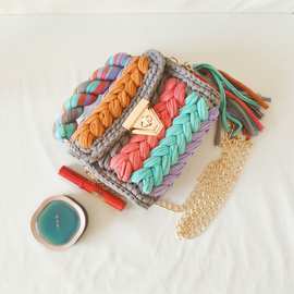 亚马逊热销新款彩虹色泫雅布条钩针单肩斜挎包，ins爆款手工编织