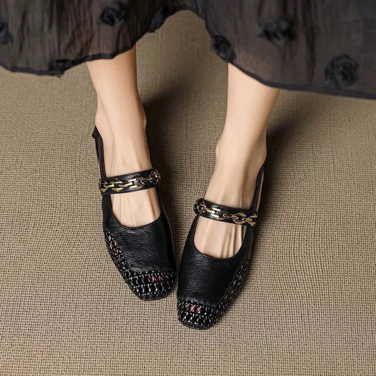 Retro francés hueco respirado zapatos de una sola mujer verano de 2026 nuevo cuadrado casual con zapatos de agujero versátiles