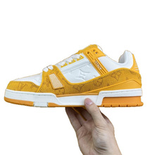 ���Q TrainerŮЬ���e��Ь�����\����Ь�ܲ�Ь�r����HЬ